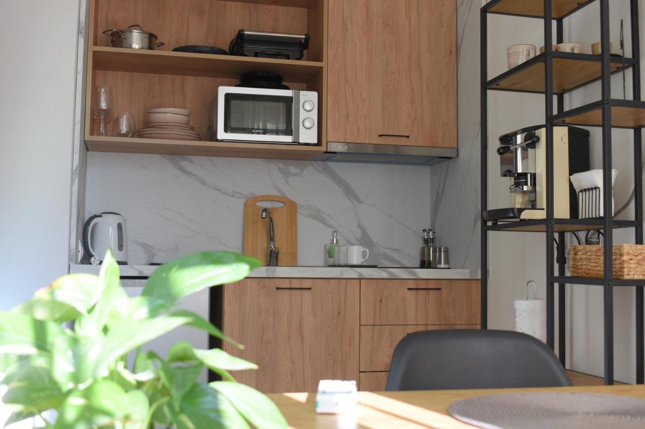 Feels Like Home Studio Apartments - Flh Albania Tirana Eksteriør billede